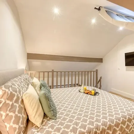 Chaleureux Duplex 30min De Paris Lägenhet *