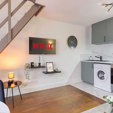 Lägenhet Chaleureux Duplex 30min De Paris Corbeil-Essonnes